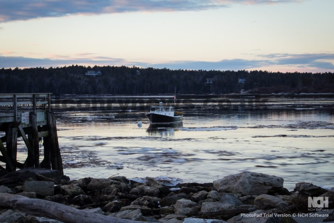 Why Lake Texoma Should Be Capitalized: Grammar & Naming Rules